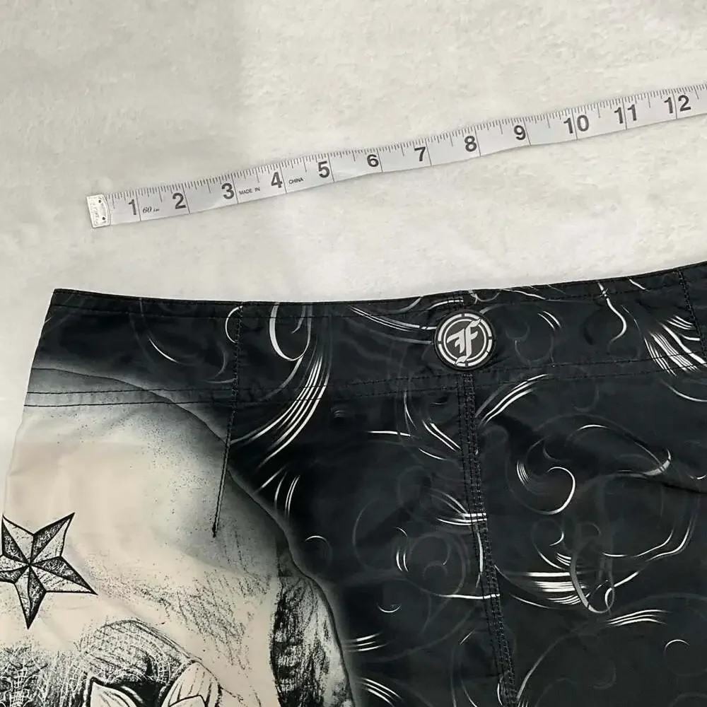 Fearless Skull Tattoo Board Shorts Cyber Y2K Goth Trunks Size 32
